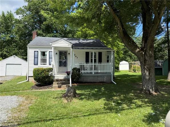 4563 Nutwood Ave NW, Warren, OH 44483