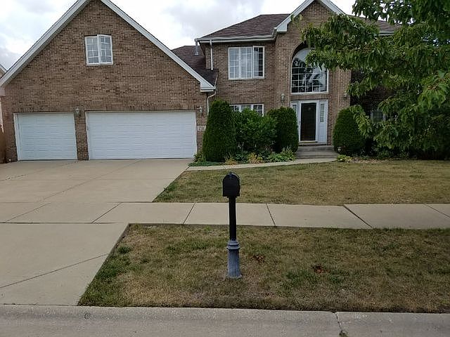 1st image of 21 E Grandview Dr