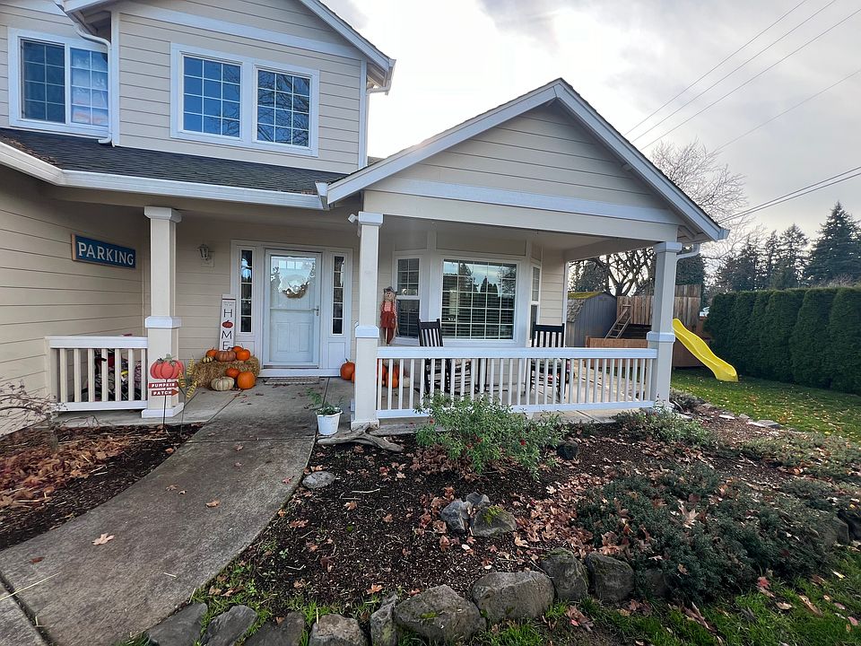 1st image of 4205 NE 44th St