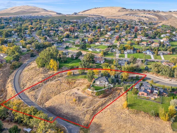 241 Kristen Lane Pr, Kennewick, WA 99338