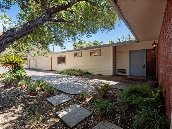 3344 E Chevy Chase Dr, Glendale, CA 91206