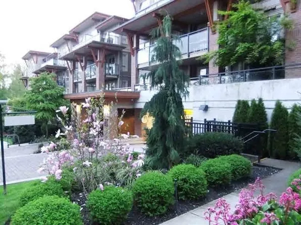 1633 Mackay Ave #332, North Vancouver, BC V7P 0A2