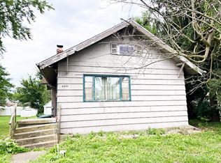 6225 Ainsworth Rd, Hobart, IN 46342