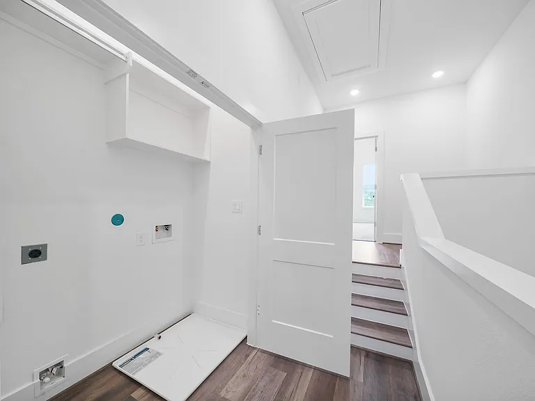 7504 Carver Rd #D — Photo 20