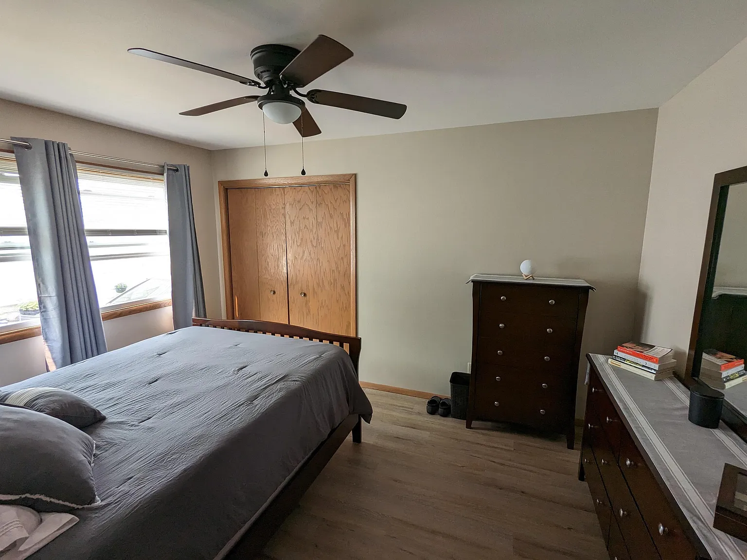 1126 Jefferson St - B — Photo 3