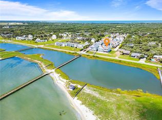 502 Sailhouse Way, Rockport, TX 78382