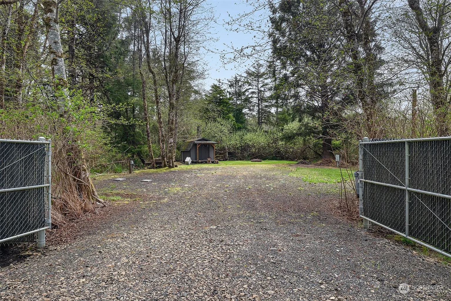 14 Woodland Drive photo 1