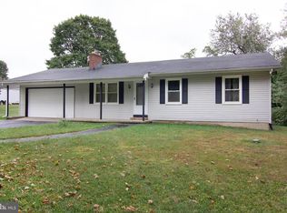 1957 Dennings Rd, New Windsor, MD 21776