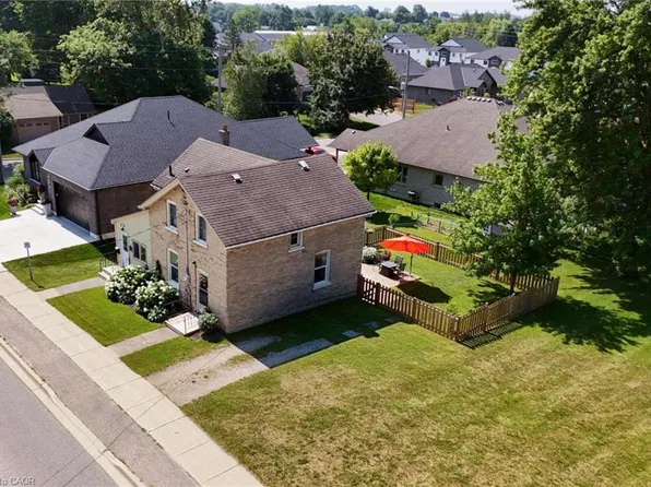 520 Elma St W, North Perth, ON N4W 1W3