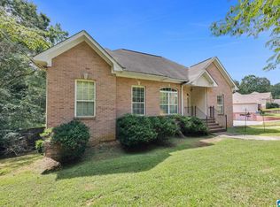 7608 Azalea Cir, Trussville, AL 35173