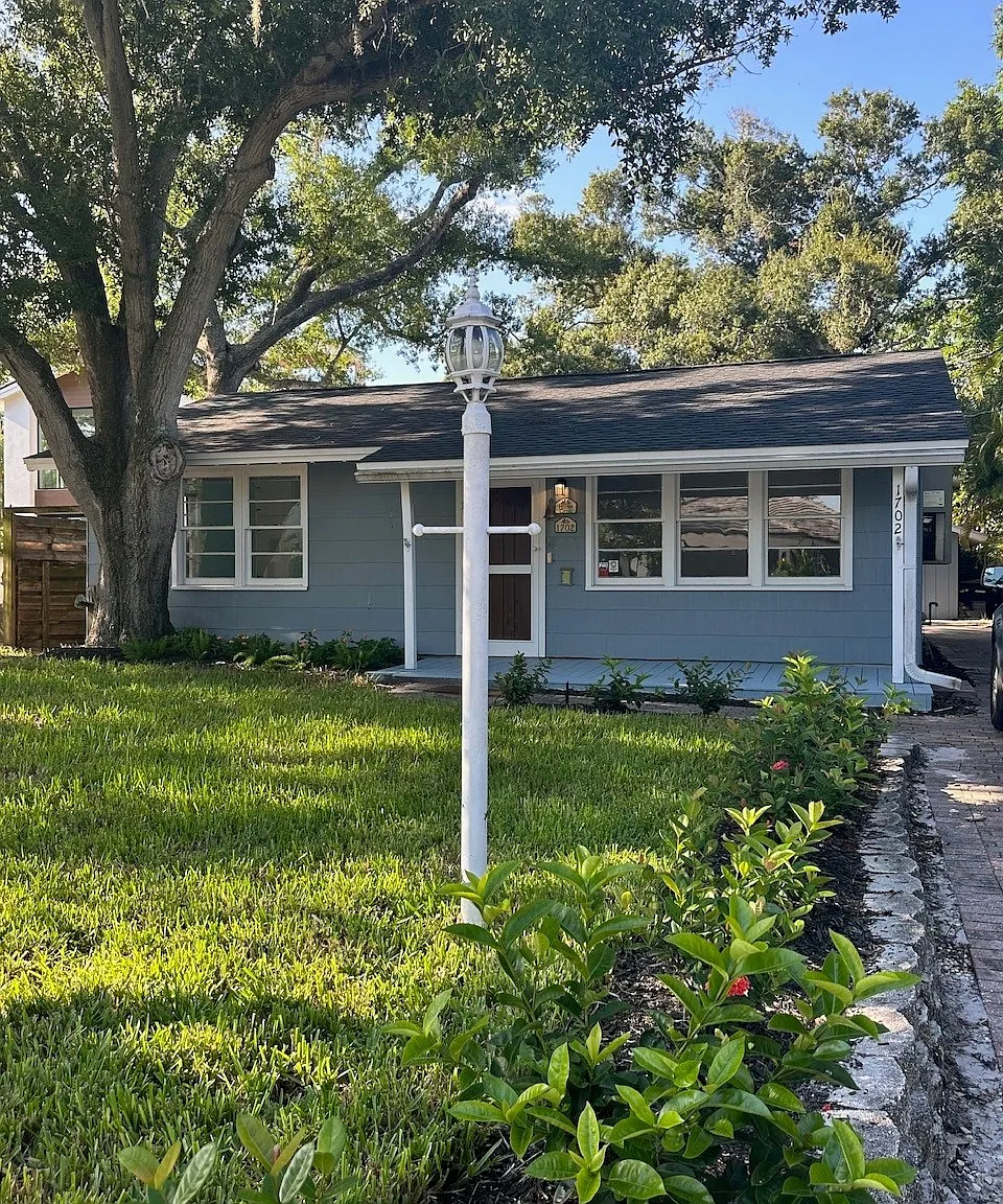 2 bed, 1120 sqft, $3,800 — Photo 1