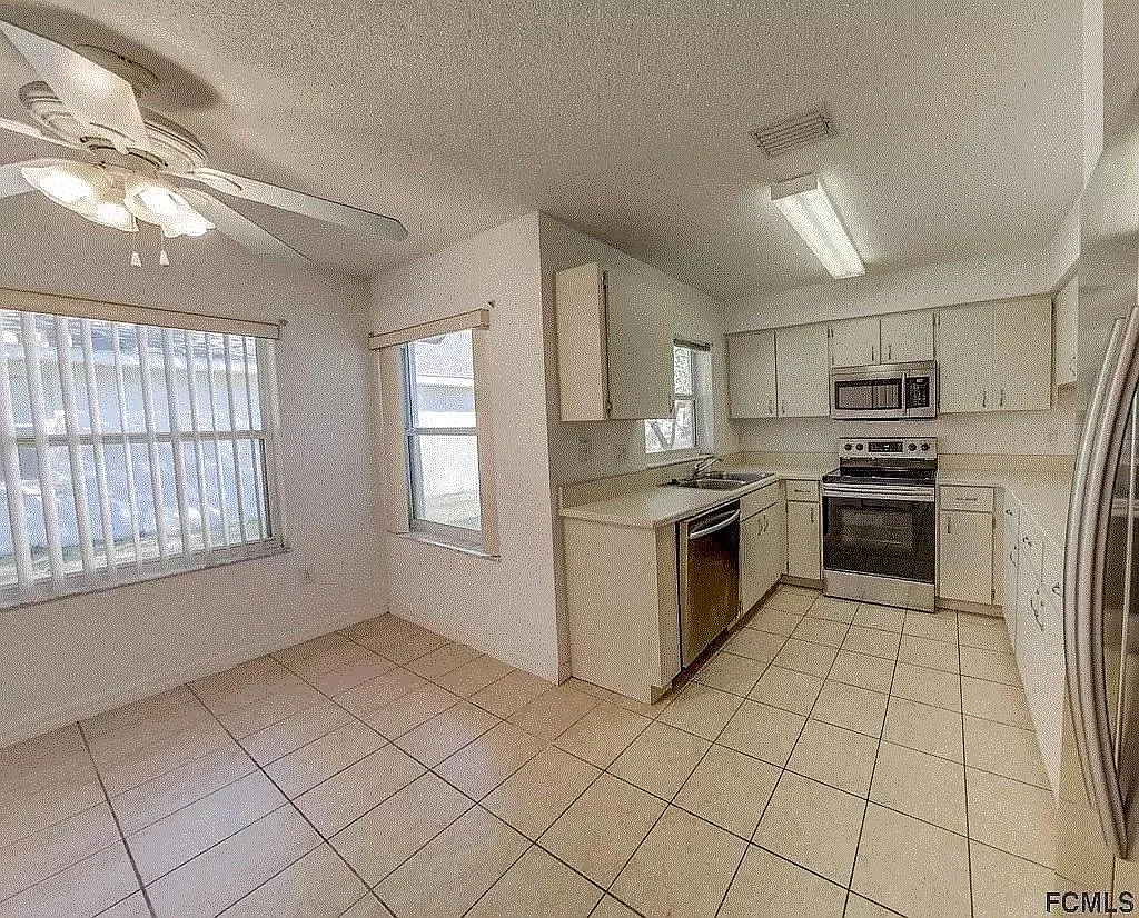 3 bed, 1643 sqft, $2,400 — Photo 4