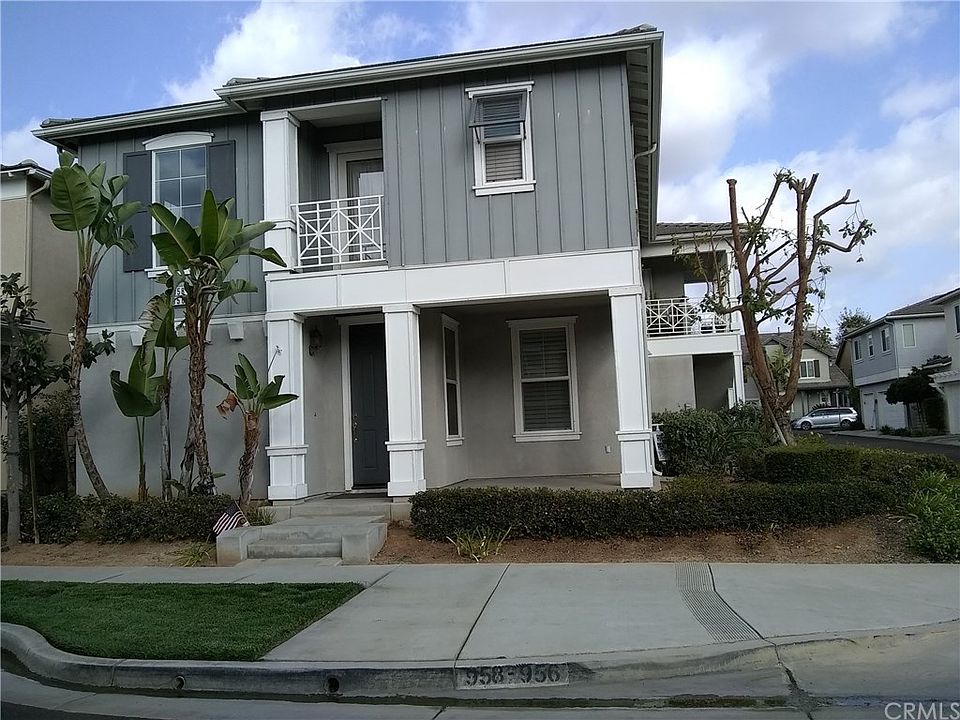 2nd image of 956 Matthews Ln