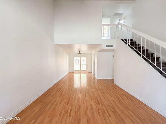 3rd image of 4260 E VINEYARD Road