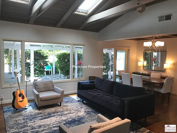 3rd image of 111 Lombardy Ln