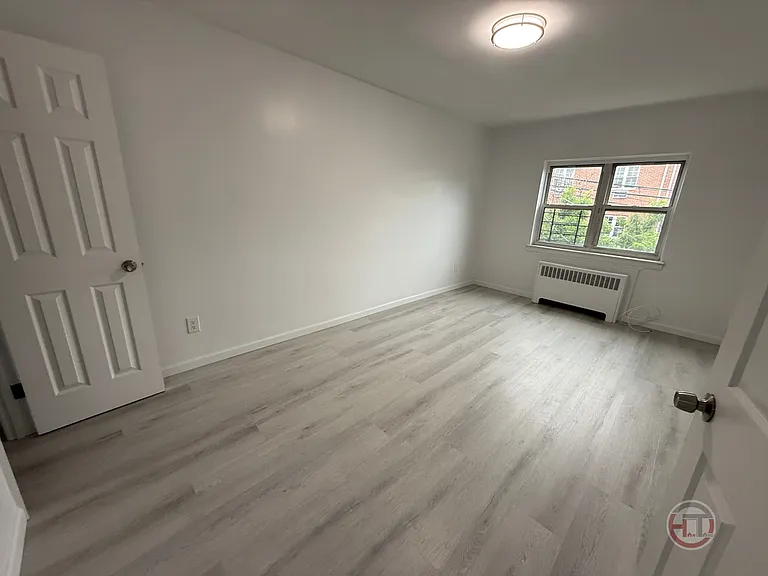 2031 Haviland Ave #2 — Photo 2