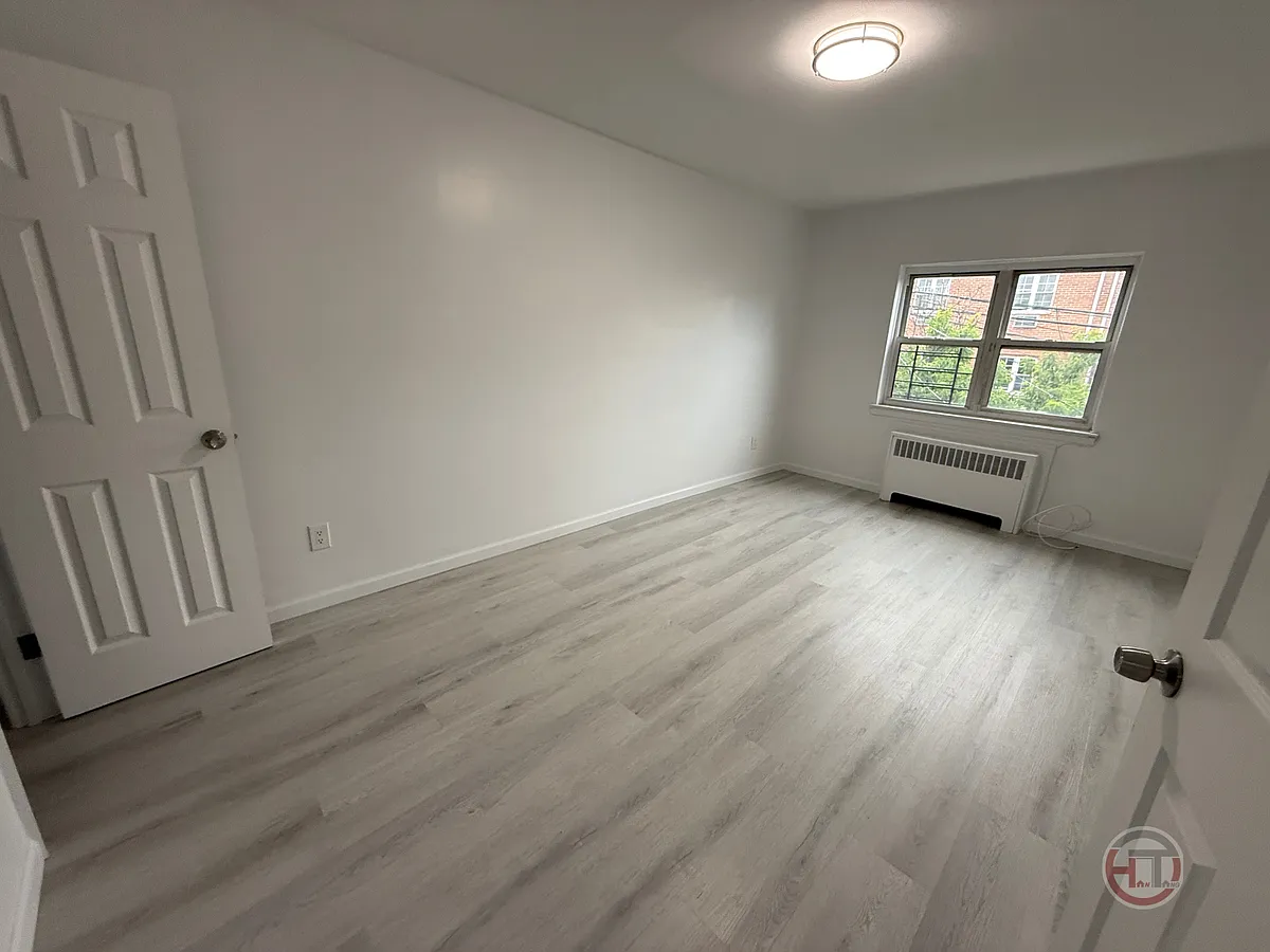 Building Photo - 2031 Haviland Ave #2