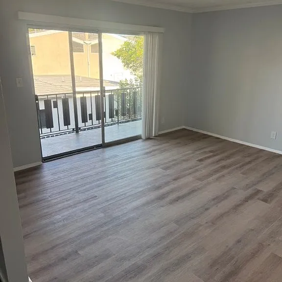 Bayview Apartments — Photo 10