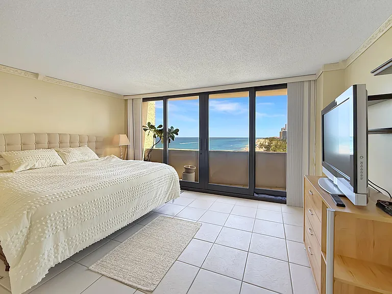 4200 N Ocean Dr #1-902 — Photo 9