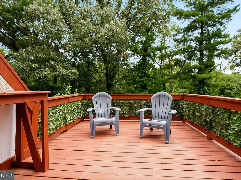 7317 Castleberg Ct — Photo 12