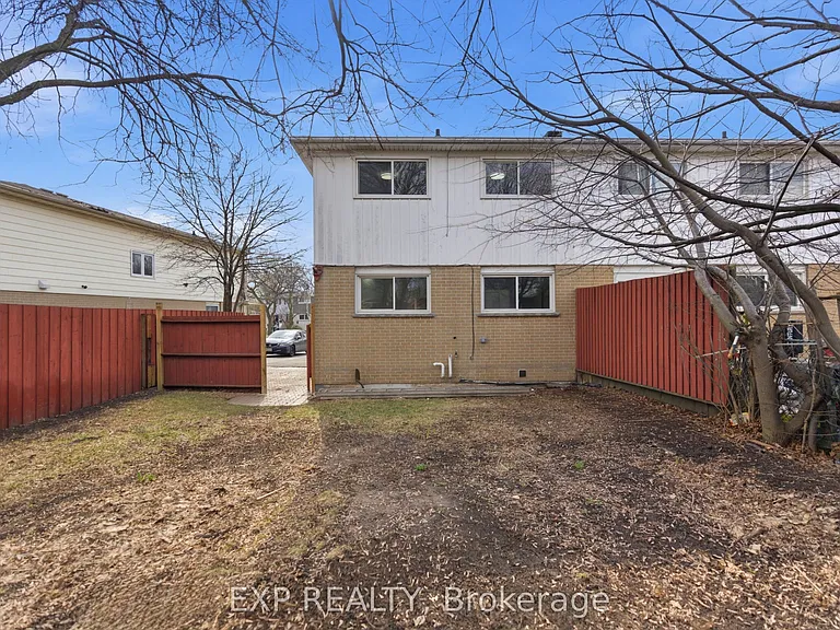 2637 Altadena Ct — Photo 38