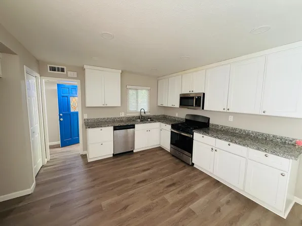 2709 Los Amigos Dr, Rancho Cordova, CA 95670
