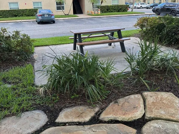 9805 Swaps Ln APT 7, Orlando, FL 32837