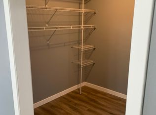 614 Adams St, Muscatine, IA 52761