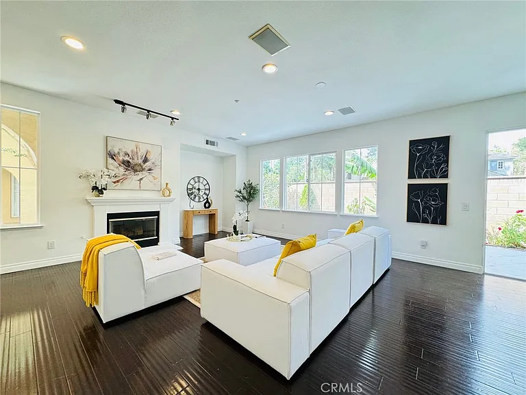 10 Salton — Photo 6