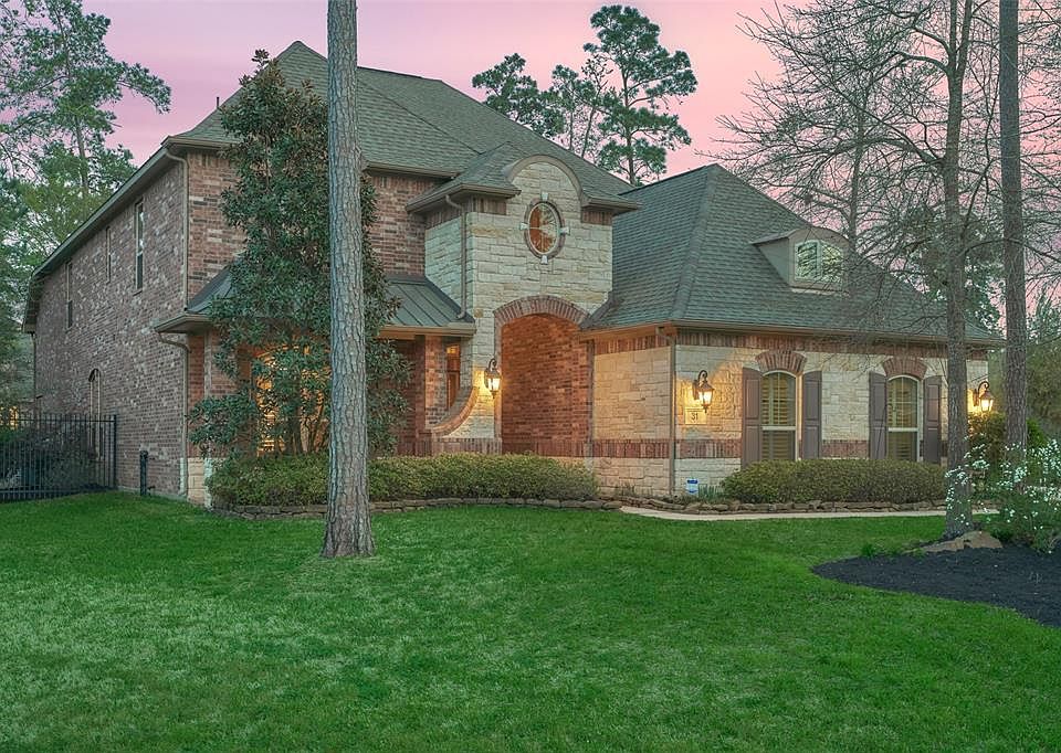 1st image of 31 Bessdale Ct