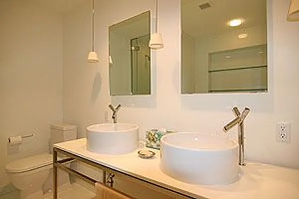 Rented by Douglas Elliman | media 47