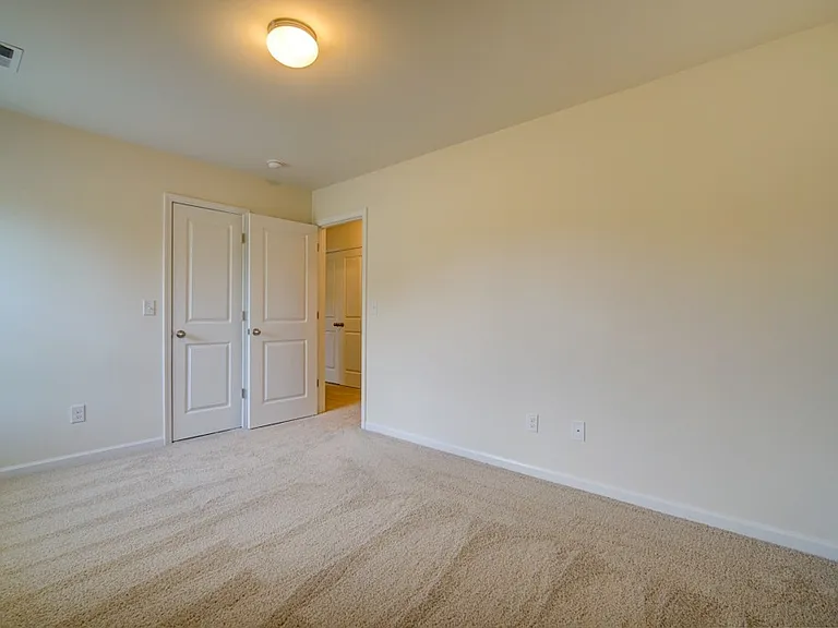 584 Craftsman Ln — Photo 30