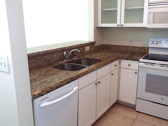 3rd image of 513 Bahia Beach Blvd