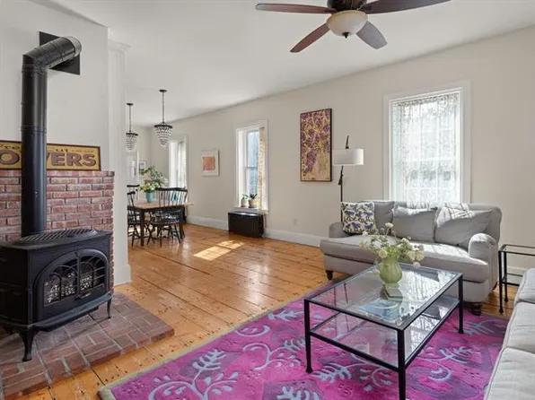 (undisclosed Address), Charlotte, VT 05445
