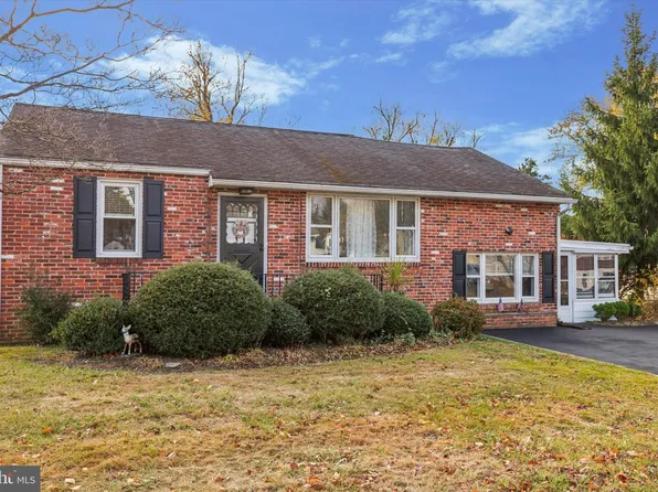 158 Lynch Dr, Southampton, PA 18966
