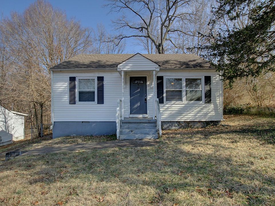1st image of 969 Oakdale Dr