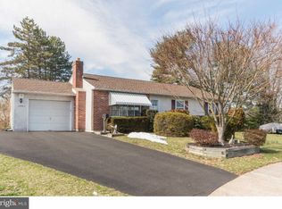 2960 Gohn Dr, Willow Grove, PA 19090