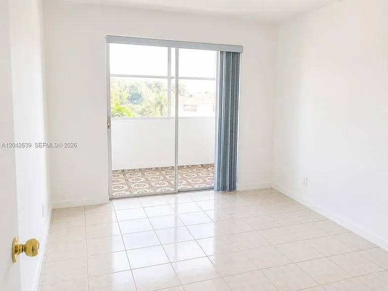 500 Village Green Cir W #308 — Photo 13