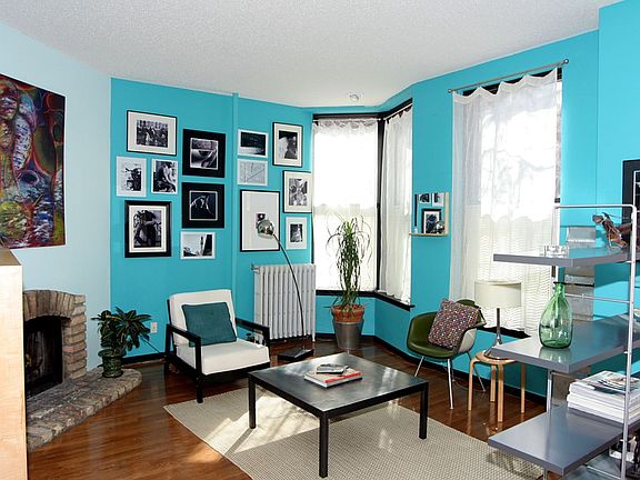 Perfect for young single or couple professionals.