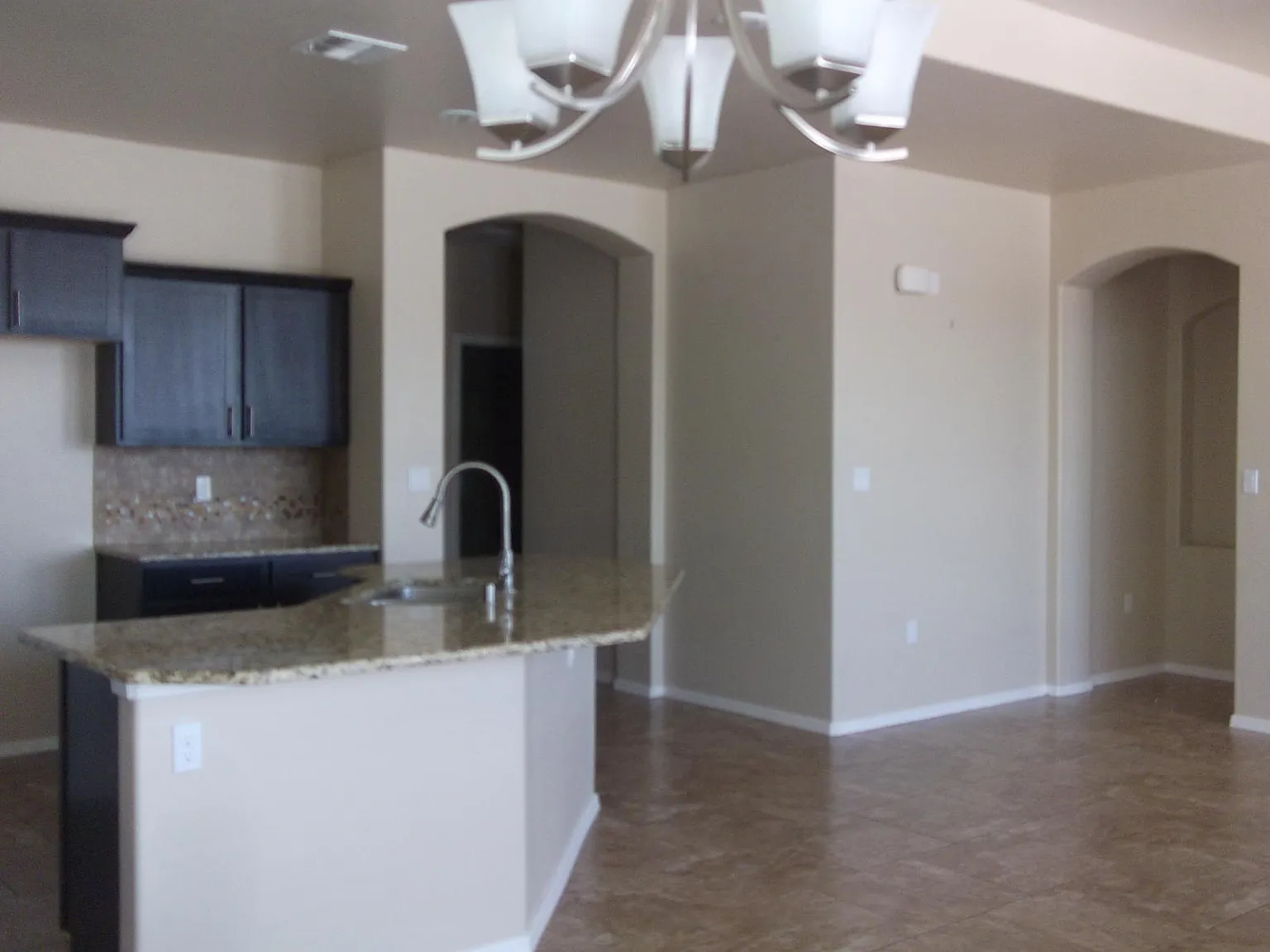 4 bed, 2.5 bath, 1738 sqft, $1,850 — Photo 4