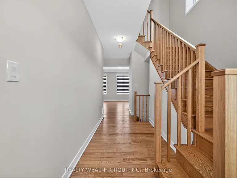 803 Griffin Trl — Photo 5