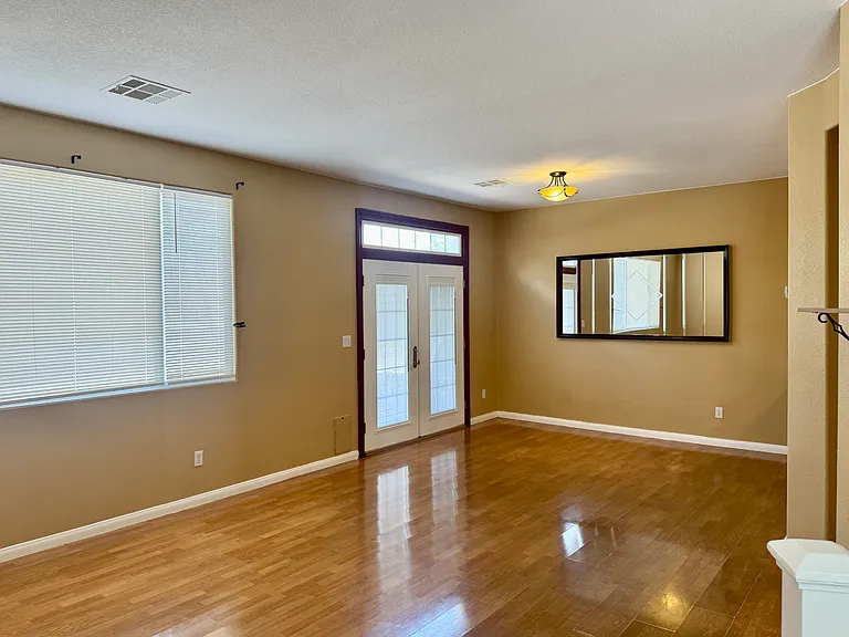 9538 Cherrydale Ct — Photo 5