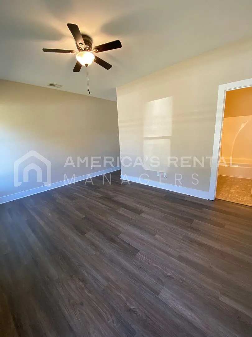 Move In Special - Home For Rent In Odenville! - Sign A Lease By 8/31 To Receive Up To One Month Free — Photo 4