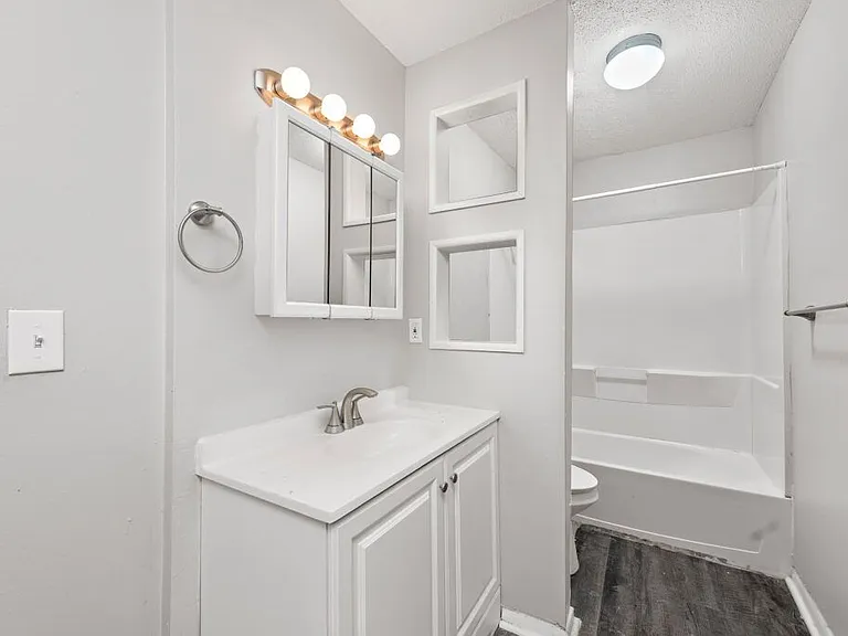 4141 Roanoke Rd — Photo 13