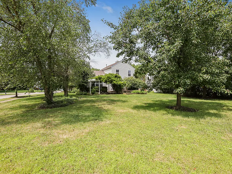 4392 Greensbury Dr — Photo 74