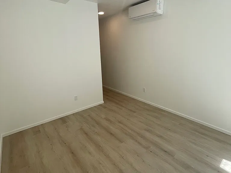 3334 San Bruno Ave #11 — Photo 6