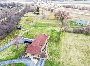 W3140 Krueger Rd, Lake Geneva, WI 53147