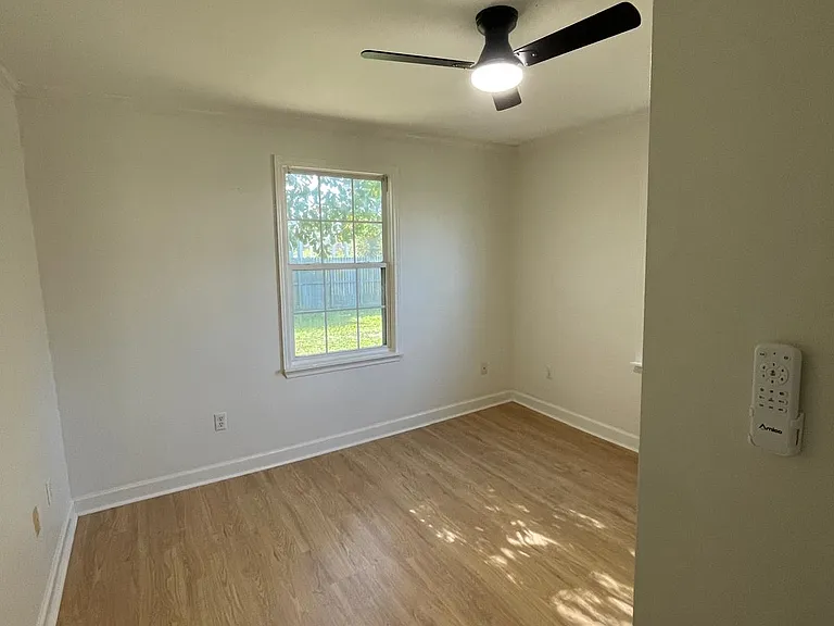 5942 Orleans Ave — Photo 5