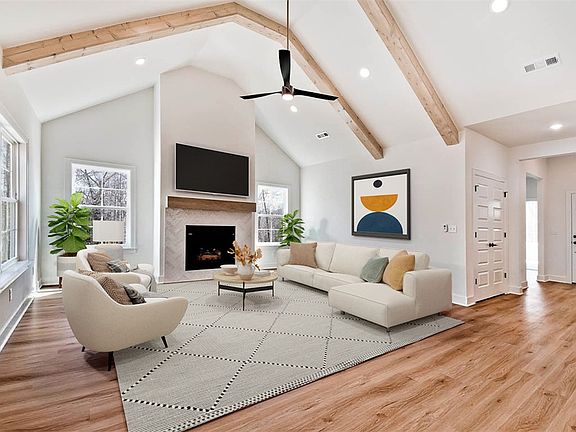 2nd image of 17 Roxburgh Ln