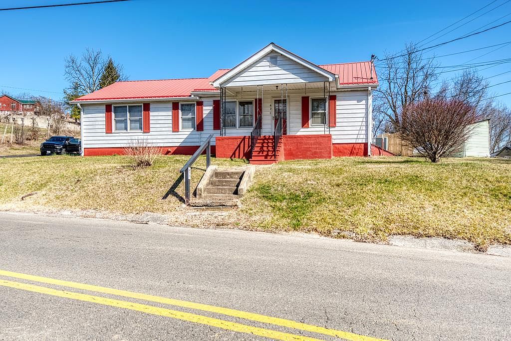 675 Page St, Bristol, VA 24201 Zillow